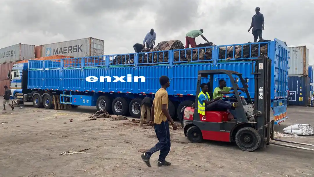 Enxin 17m Stake Trailer: Direct Delivery to Port Performance